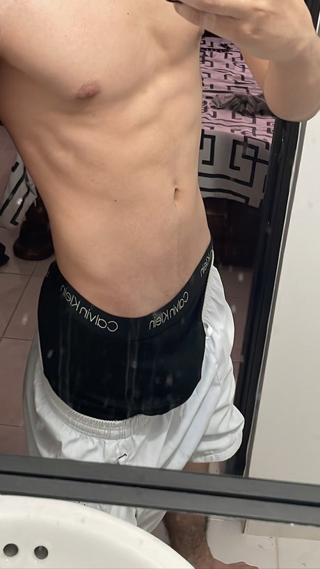 Обнаженная фотография утечки OnlyFans от Harol Ortega