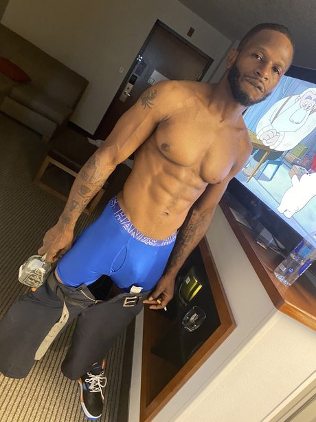 Обнаженная фотография утечки OnlyFans от Mr Ridickulous