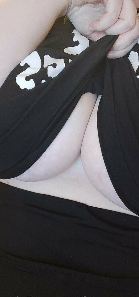 Nacktes geleaktes OnlyFans-Foto von Freemumacosplay