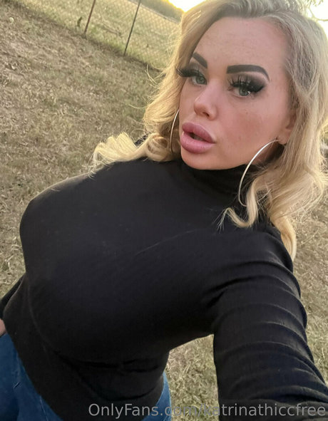 Photo nue de fuite OnlyFans de Katrinathiccfree