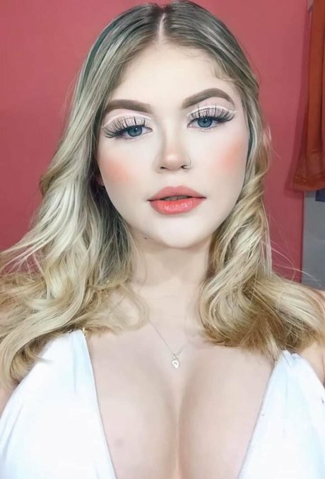 Обнаженная фотография утечки OnlyFans от Beatriz Chavs