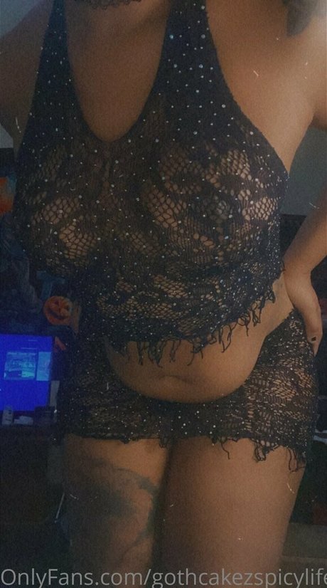 Gothcakezspicylife