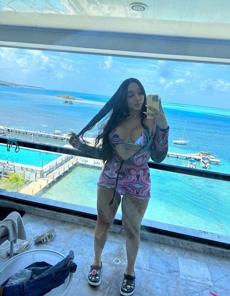Naken läckt OnlyFans-bild av Girlhotbicth