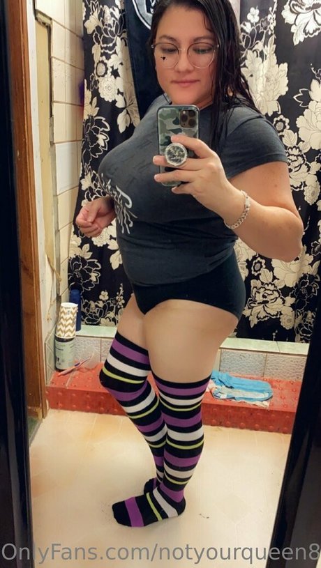 Notyourqueen86