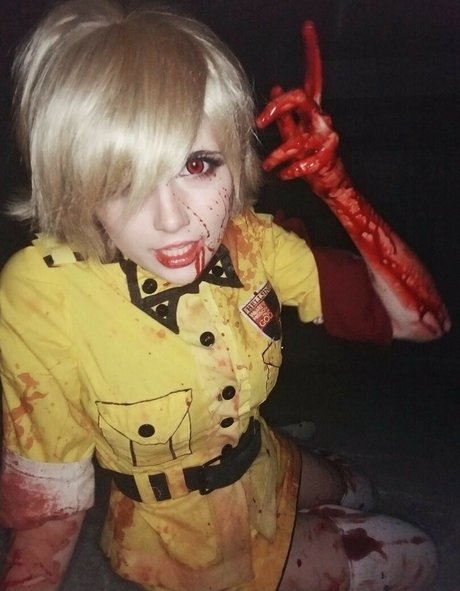 Meggii Cosplay