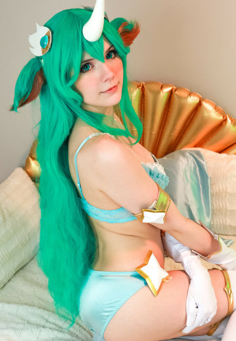 Meggii Cosplay