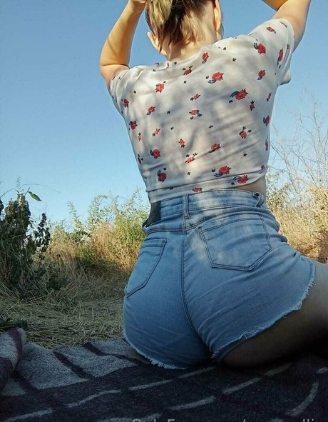 Nacktes geleaktes OnlyFans-Foto von Annaellie
