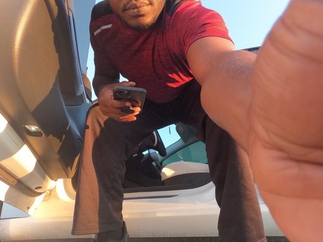 Naken läckt OnlyFans-bild av Bootyscent Daddy