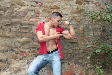 Naken läckt OnlyFans-bild av Bogdan
