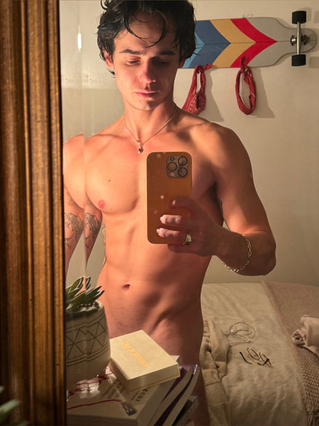 Nagie wyciekłe zdjęcie OnlyFans od Munino