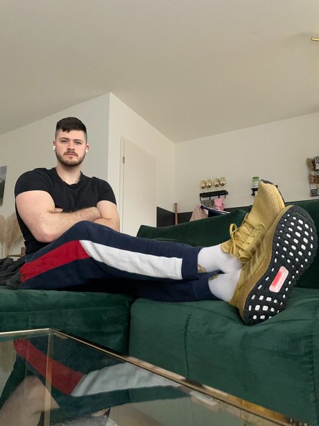 Naken läckt OnlyFans-bild av Germancashmonarch