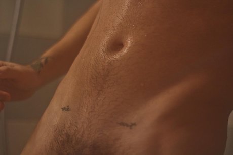 Naken läckt OnlyFans-bild av Neil