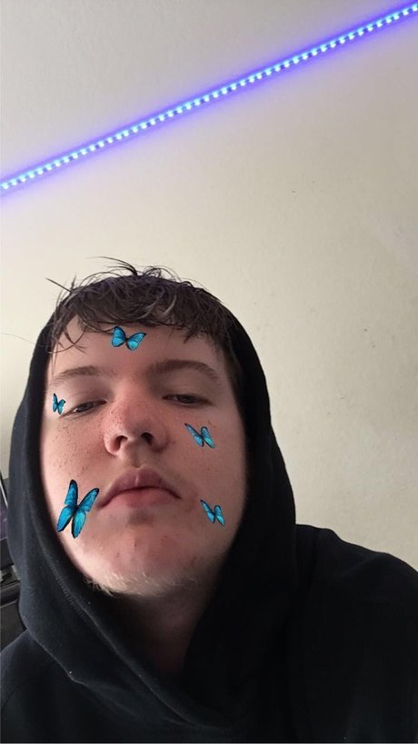 Alaston vuotanut OnlyFans-kuva Dxvidtyson 