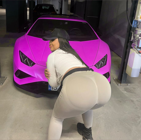 Naken läckt OnlyFans-bild av Natalia Bums