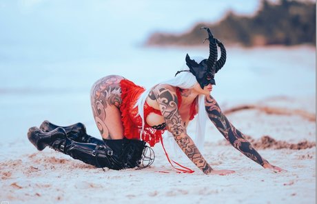 Naughtykelly