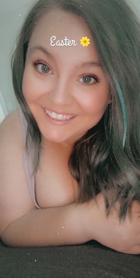 Naken läckt OnlyFans-bild av Kacey Rae 