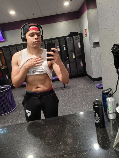 Naken läckt OnlyFans-bild av Negro