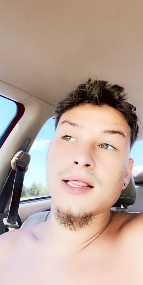 Обнаженная фотография утечки OnlyFans от Daddyd420