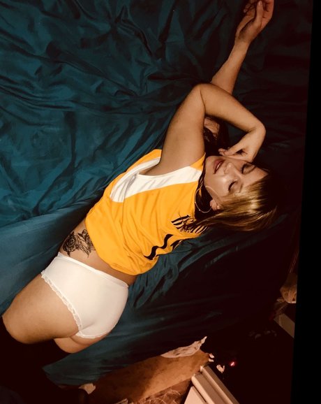 Обнаженная фотография утечки OnlyFans от Hgills