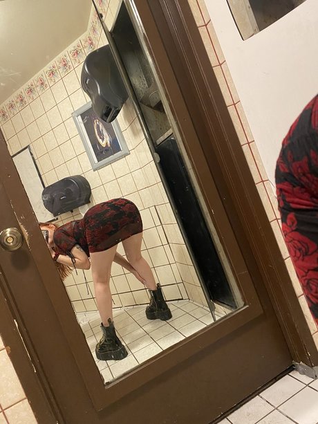 Naken läckt OnlyFans-bild av Rose