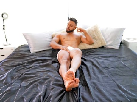 Naken läckt OnlyFans-bild av Crfoster