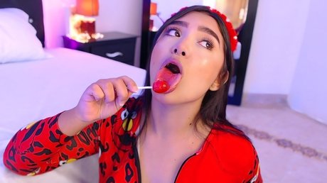 Naken läckt OnlyFans-bild av Diana Ramirez