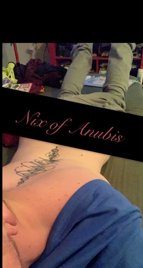 Naken läckt OnlyFans-bild av Nix