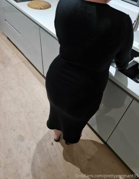 Foto nua vazada do OnlyFans de Prettypregnant35
