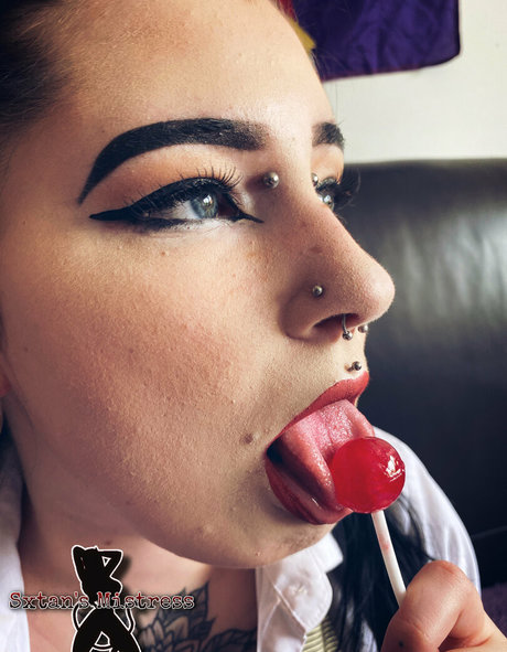 Sxatansmistressfree