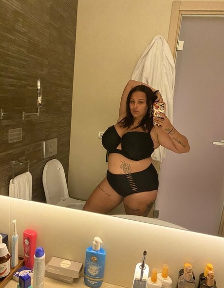 Terrijaneofficial