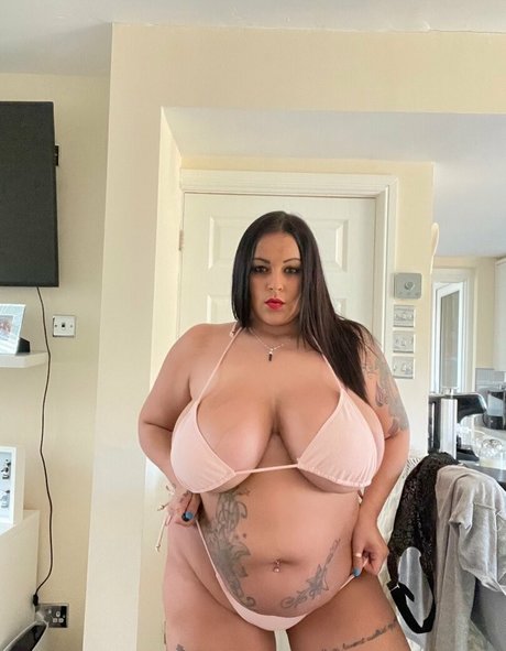 Terrijaneofficial