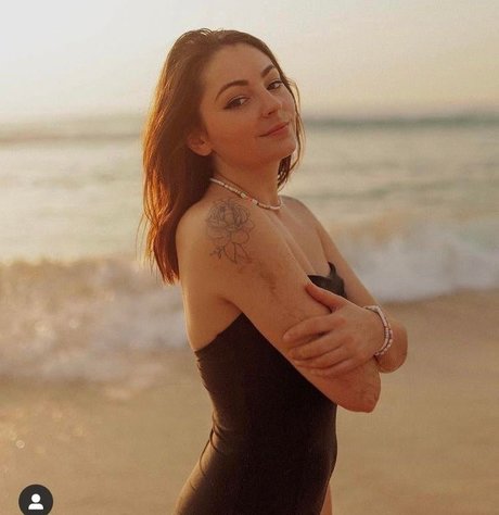 Roxane Asmr
