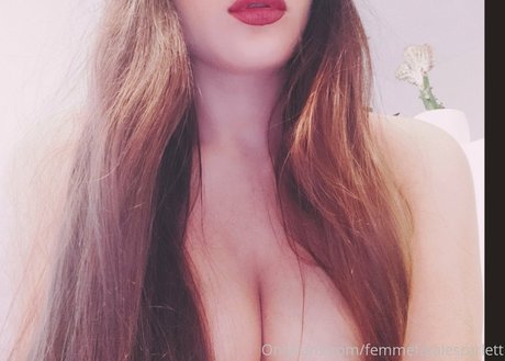 Bellajuliafree OnlyFans