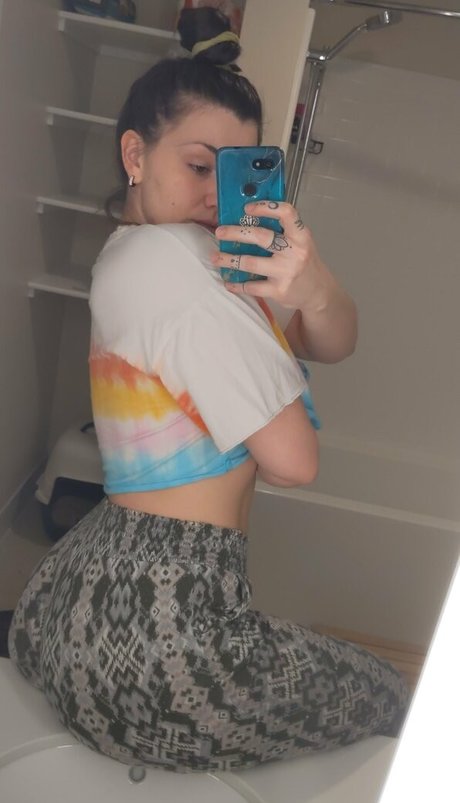 Curvyjasssy
