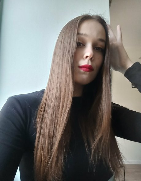 Foto di nudo di fuga di OnlyFans di Mayettamimi