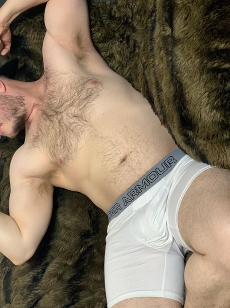 Alaston vuotanut OnlyFans-kuva Nolan John