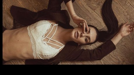 Naken läckt OnlyFans-bild av Alexa Fire
