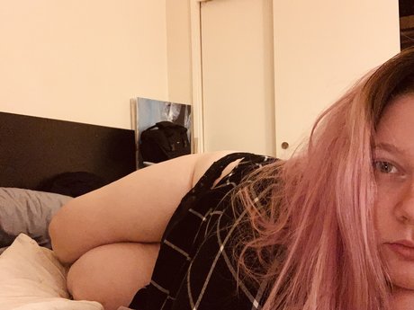 Naken läckt OnlyFans-bild av Alexandria