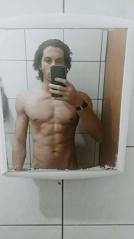 Naakte gelekte OnlyFans-foto van Patrick