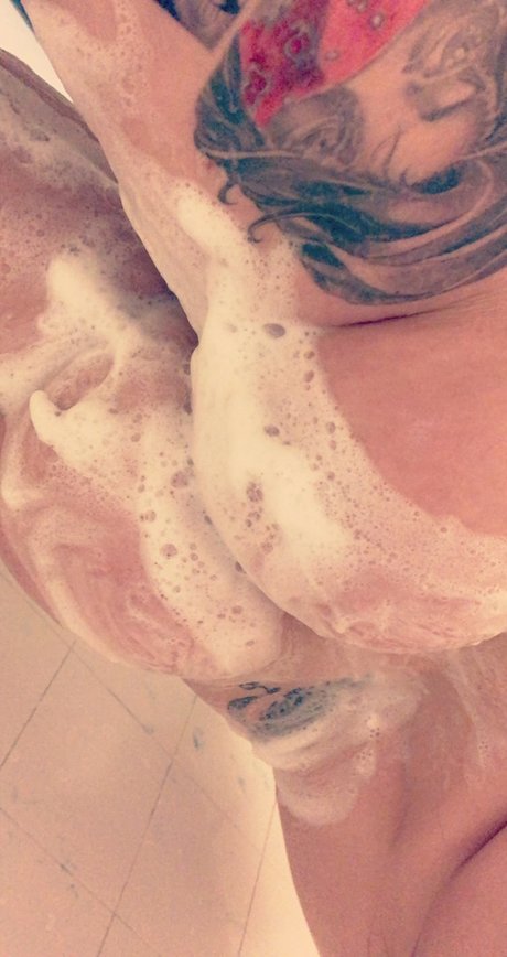 Naken läckt OnlyFans-bild av Panty Factory