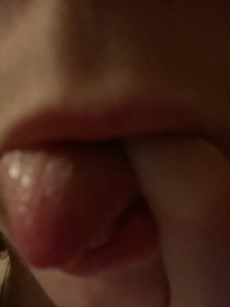 Naken läckt OnlyFans-bild av Alaska