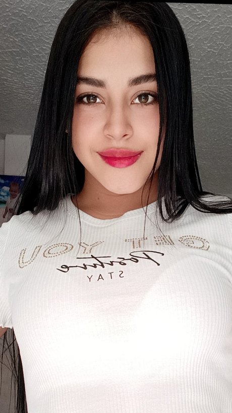 Naakte gelekte OnlyFans-foto van Vanessa