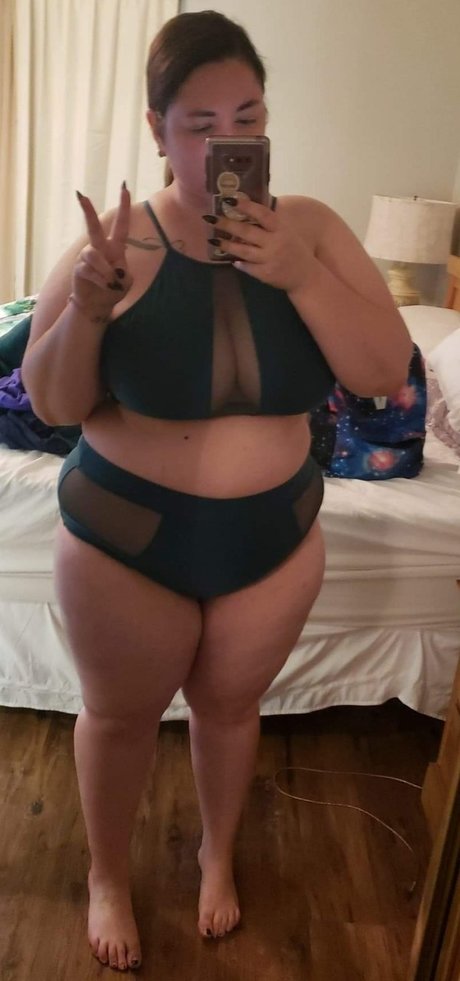 Naken läckt OnlyFans-bild av Peony 