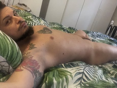 Photo nue de fuite OnlyFans de Pavona