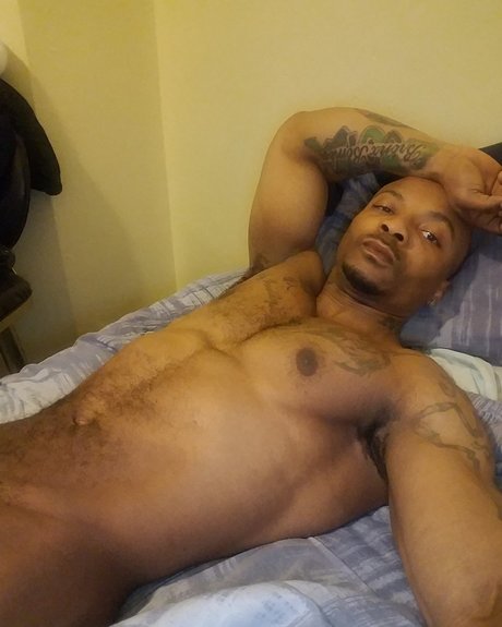 Naken läckt OnlyFans-bild av Playboyfit