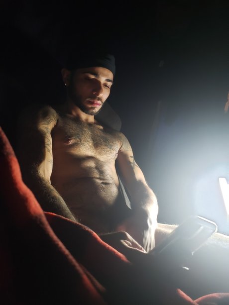 Alaston vuotanut OnlyFans-kuva Pjay Dineroo