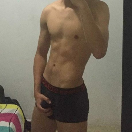Naken läckt OnlyFans-bild av Daniel Valencia