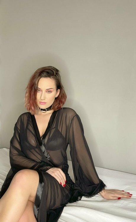 Realhoneytunnelx