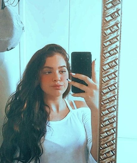 Izabelly Linhares