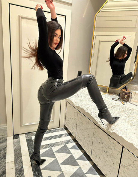 Nacktes geleaktes OnlyFans-Foto von Helenalovesyoux